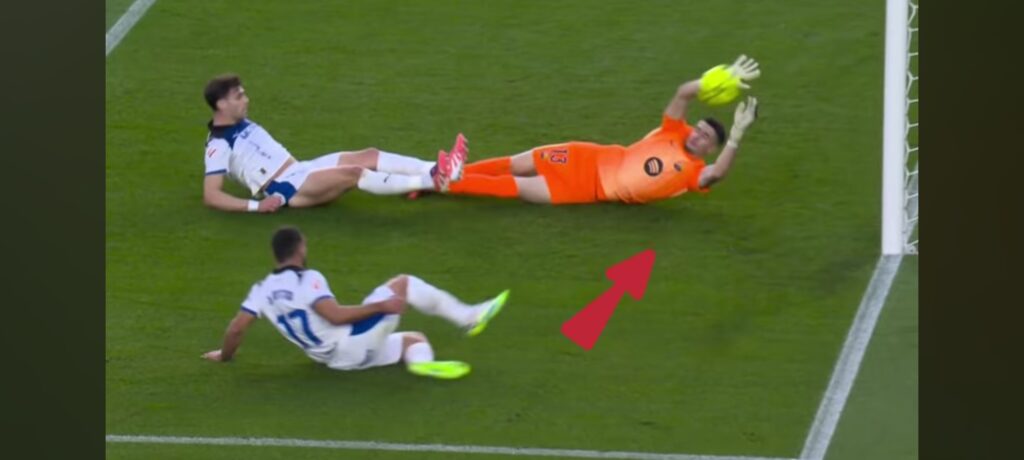 Una de las mejores paradas de Joan García al Alavés en el Camp Nou: YouTube.